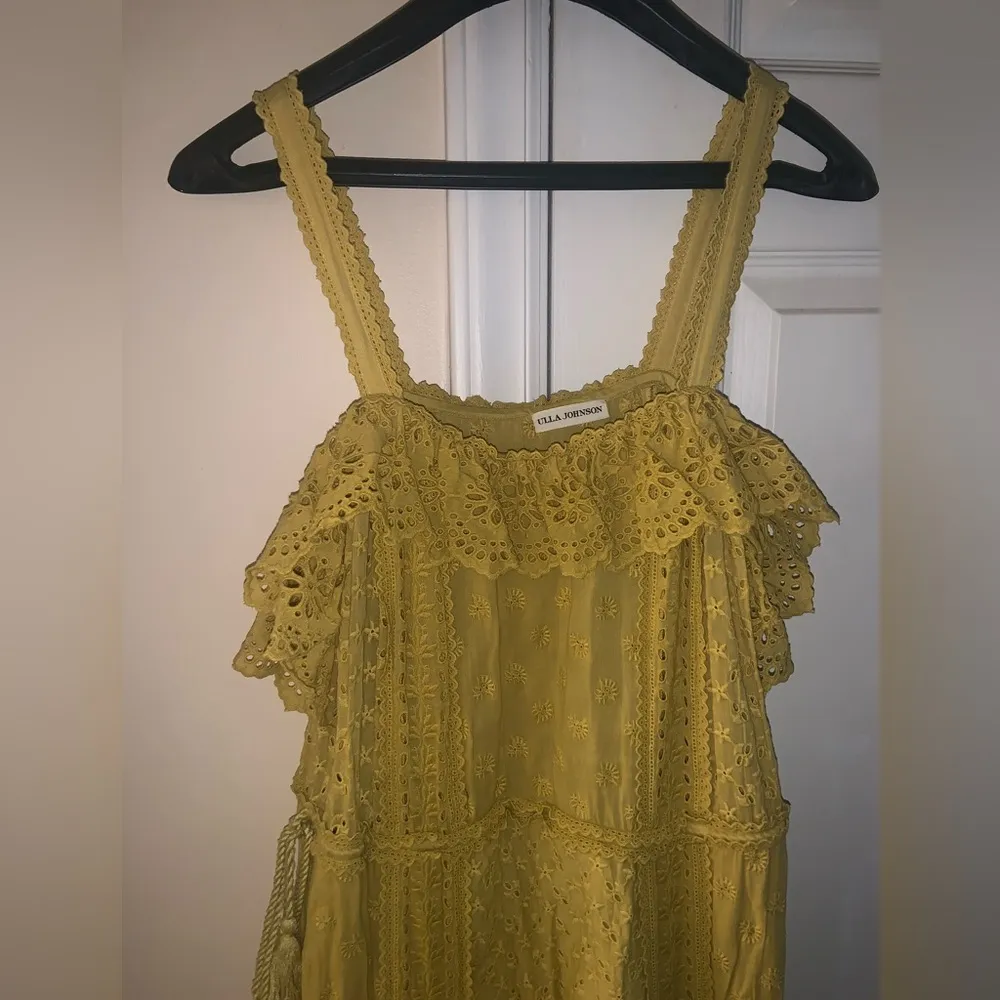 Ulla Johnson eyelet 2 678$ Edwina dress boho designer chartreuse luxury spring - Image 4