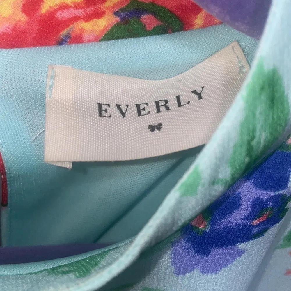 EVERLY Floral Mini Dress Women Small Halter Shift sleeveless rosette babydoll - Image 5