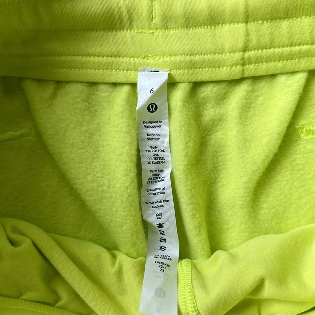Lululemon Loungeful Athletic HR Short 4” Electric Lemon New NWT Size 6 - Image 6