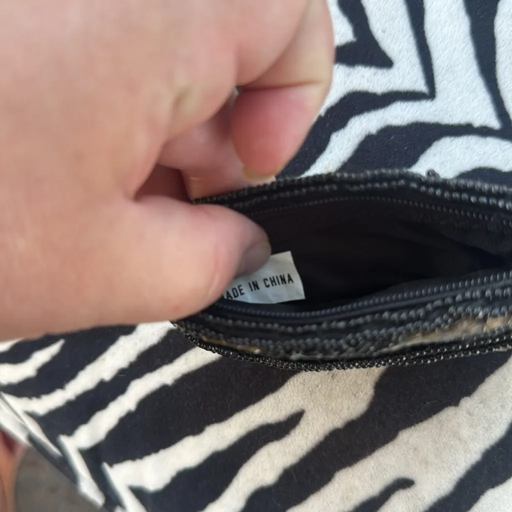 Beaded Coin Purse Black Bronze Gold Silver - Image 7