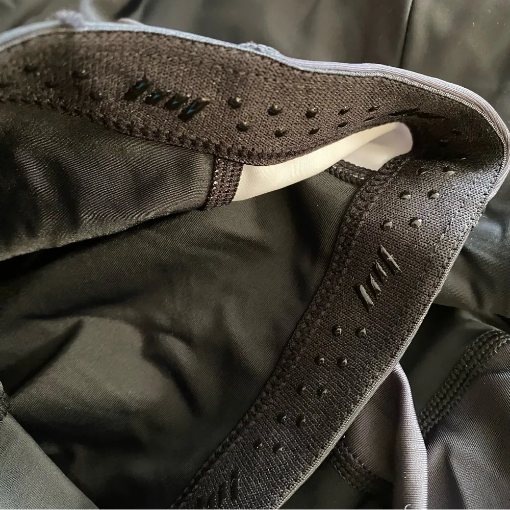 BEROY 3D Gel Padded Women’s Bike Shorts Size S - Image 10