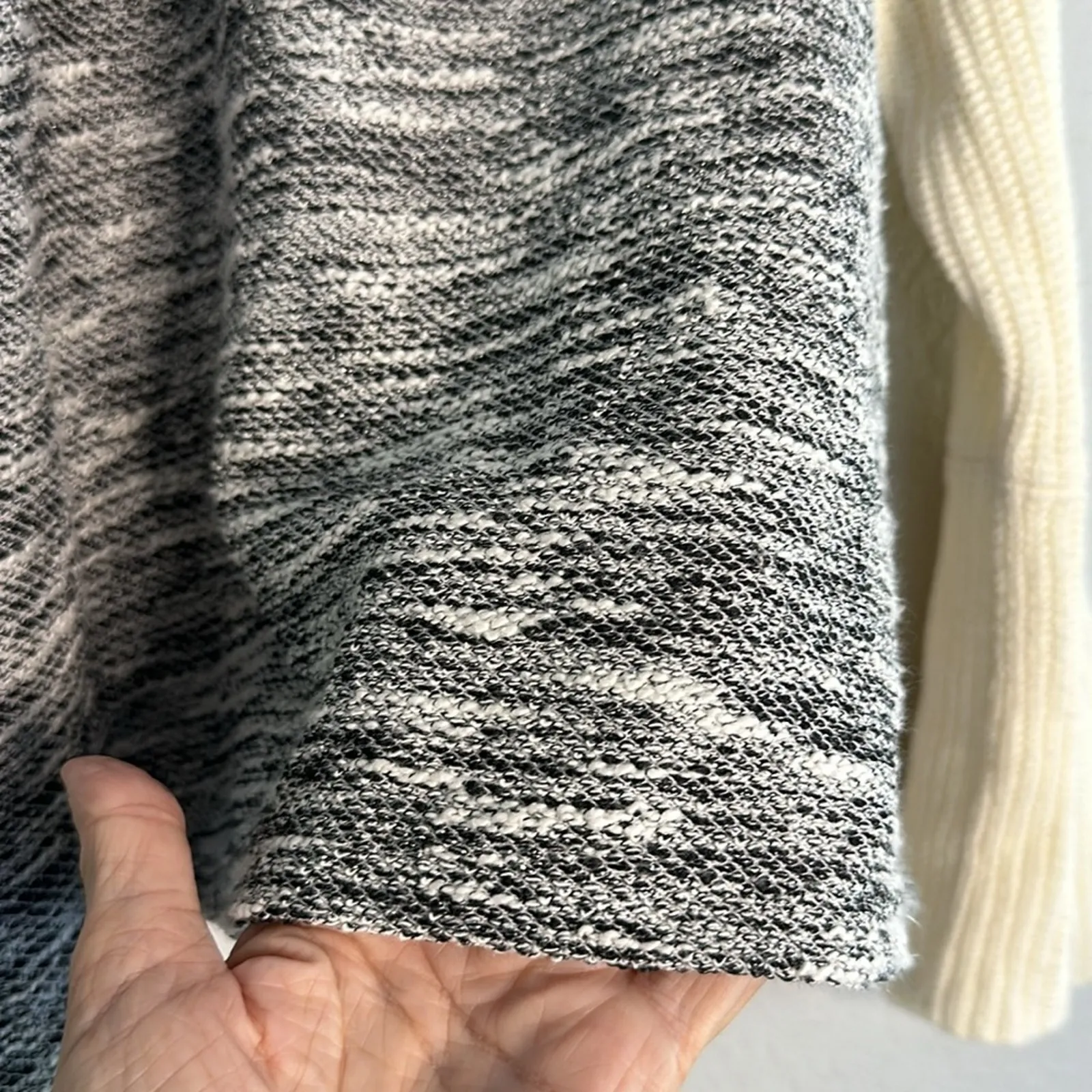 Dolan Bell Sleeve Sweater Grey Ivory Knit Varsity Y2K 90s College Colorblock Gray Size L - Image 5