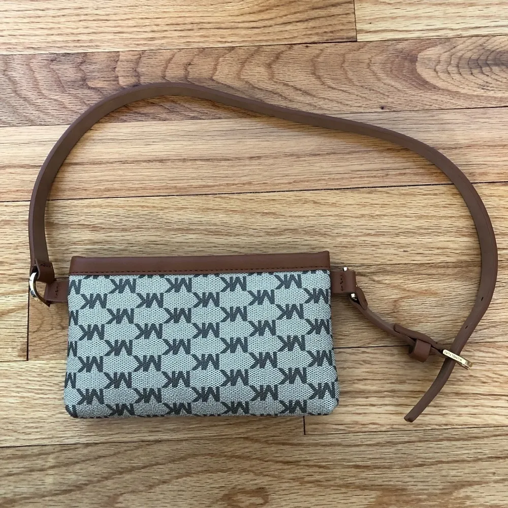 Michael Kors Belt Bag Waist Fanny Pack New Signature Logo - Image 2
