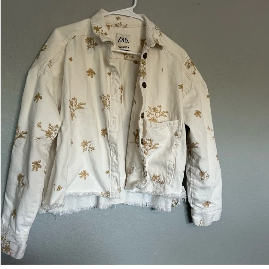 Zara denim jacket - Image 4