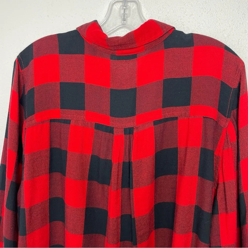 Abound Red and Black Button Down Lightwright Plaid Shirt size XL - Image 8