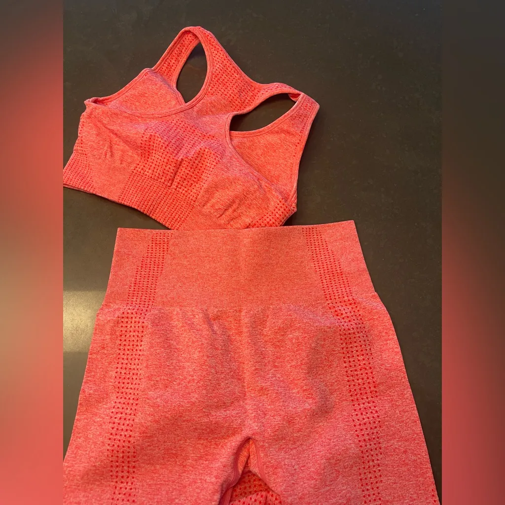 NWOT FITNESS YOGA SPORT SET ORANGE PEACH M Size M - Image 2