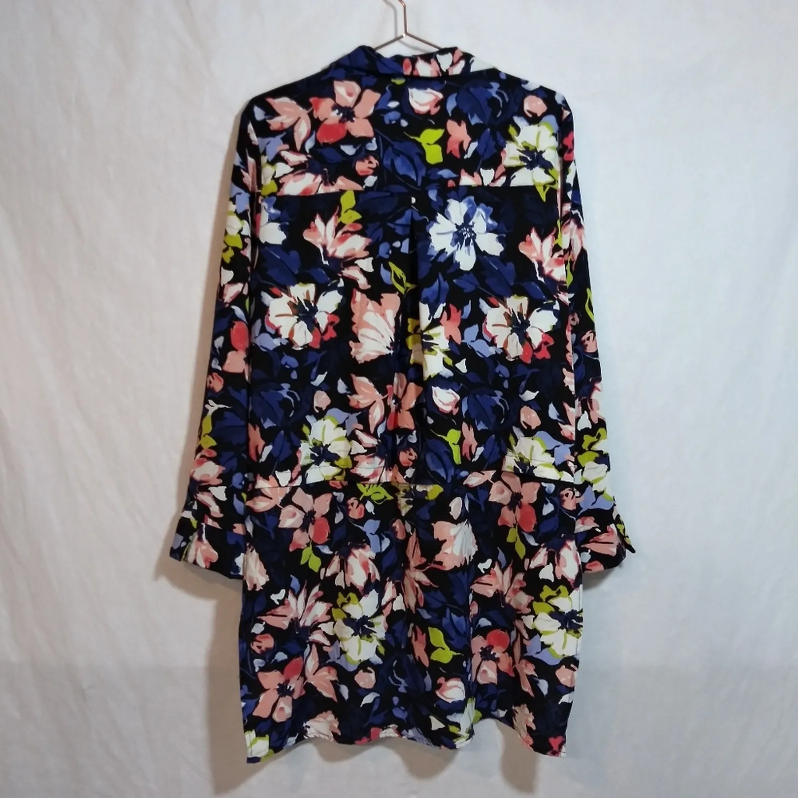 Adyson Parker Blue Floral Long Sleeve Tunic Top High Low Roll Tab Size L - Image 6