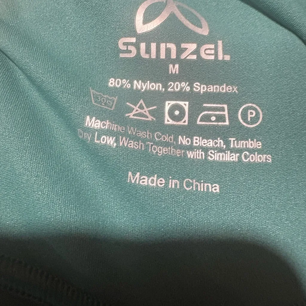 Sunzel Flare Crossover Turquoise Blue Yoga Pants with Tummy Control Size Medium - Image 9