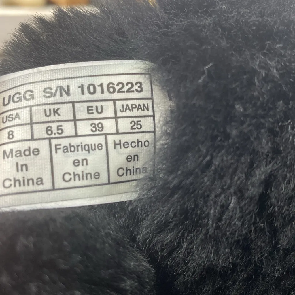 UGG Black Short Classic Fleece Lined Boots 8 - Image 5