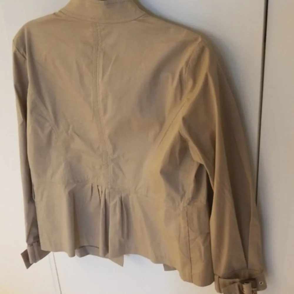 Michael‎ Kors beige pant suit​ - Image 6