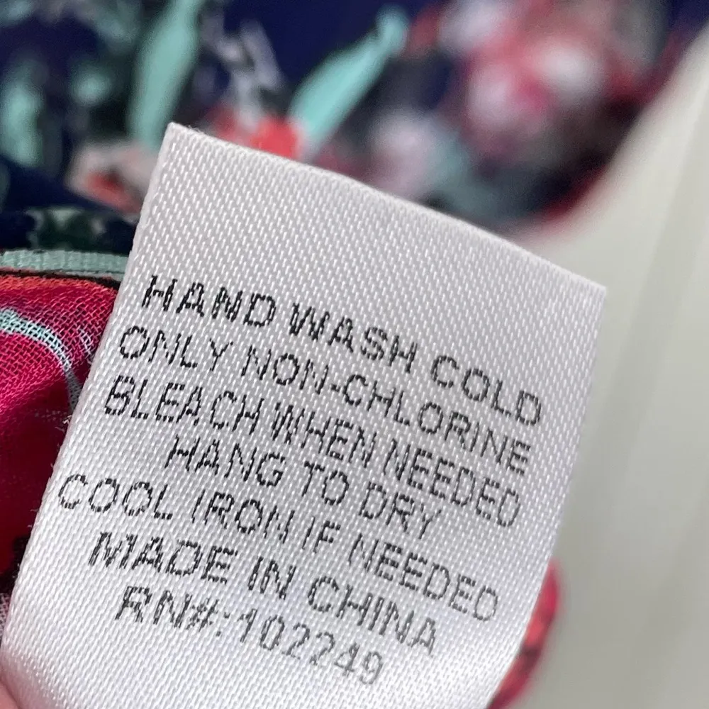 Skies Are Blue Mayven V-Neck Blouse Women's Size XL Navy Blue Pink Floral Sheer - Image 8