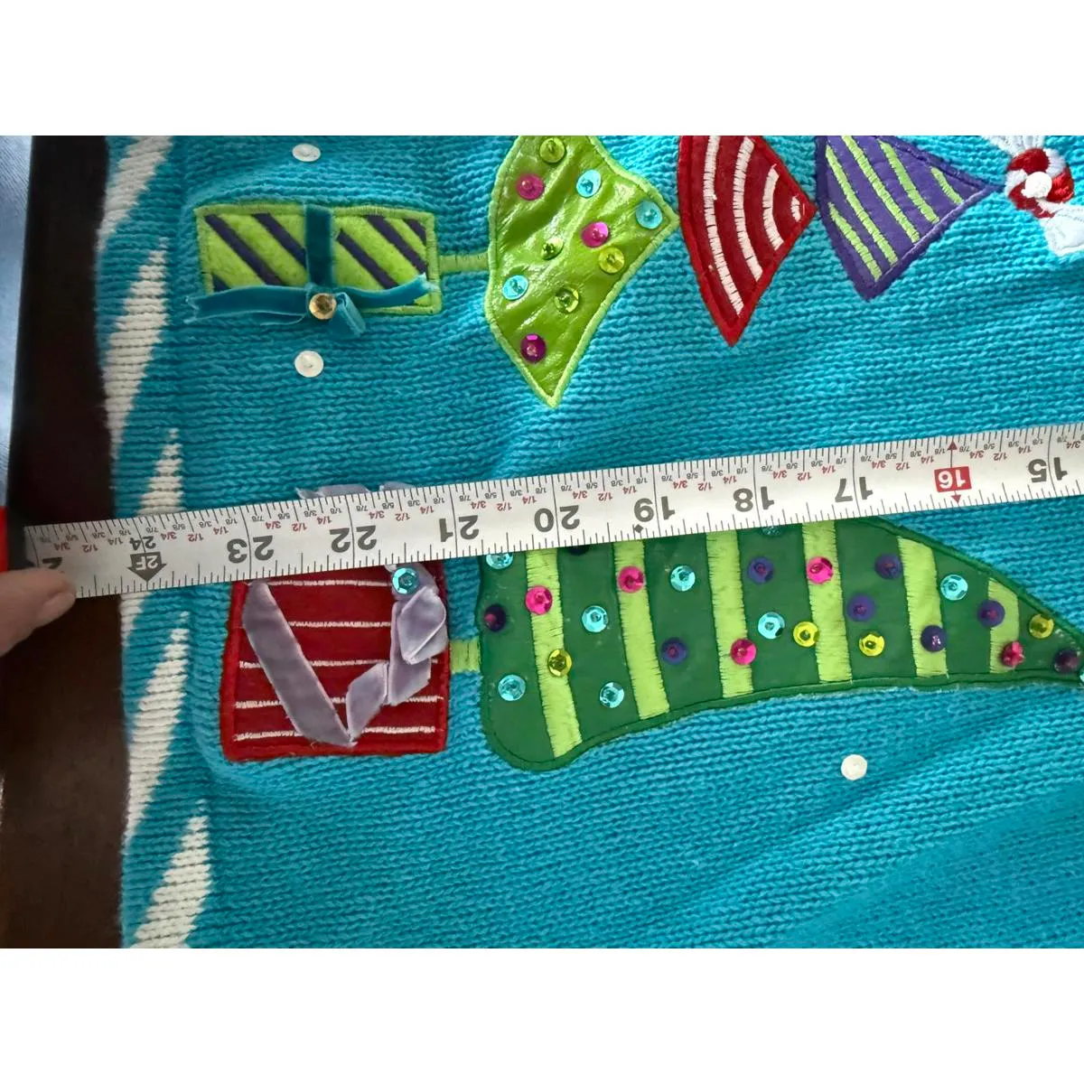 Tiara International Women's XL Christmas Sweater Cardigan - Image 7