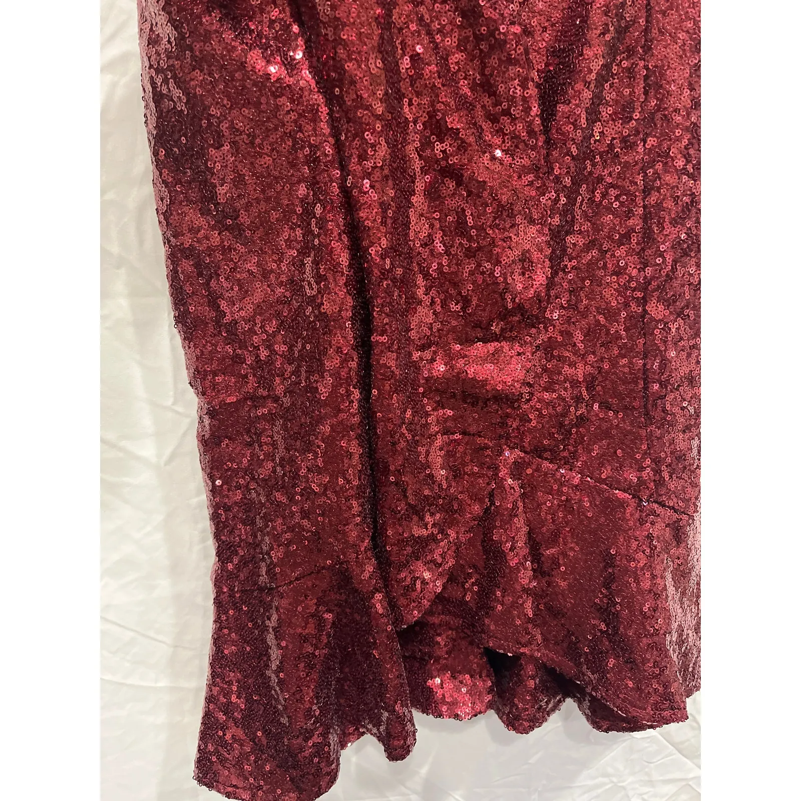 Nikibiki Sequin Tank Cocktail Party Ruffle Dress Women’s Small Ruby Wine - Image 9