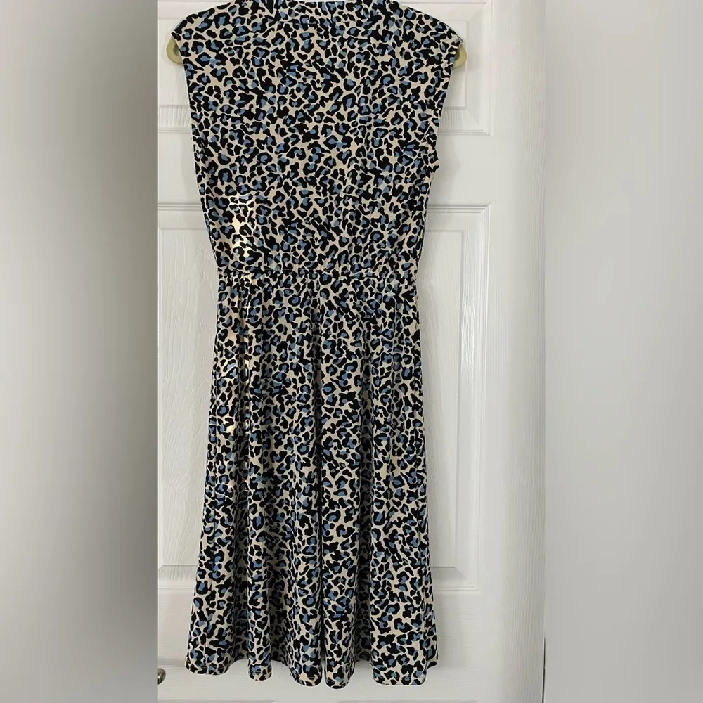 Bcbg MaxAzria Blue Leopard Print Dress Size XS - Image 2