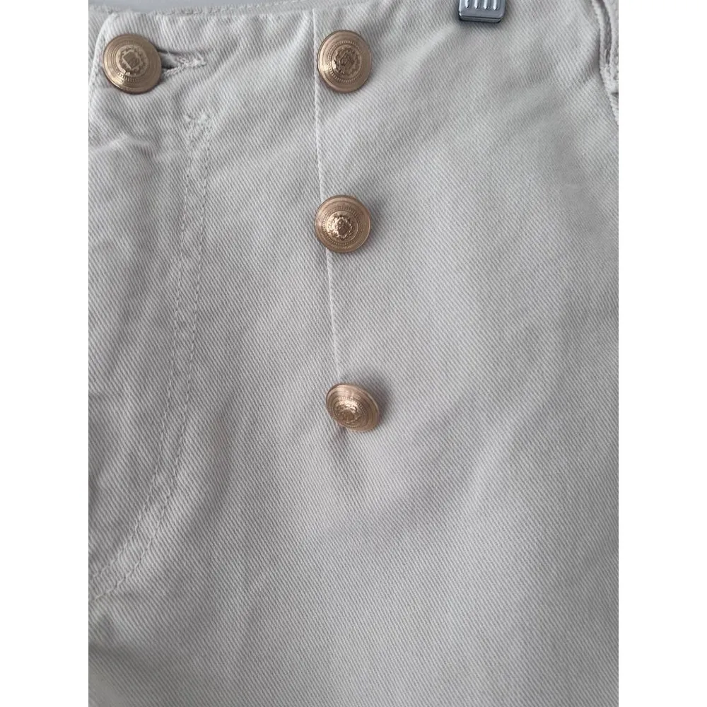Bloggers Favorite Zara Shorts with Golden Buttons NWT Size 8 - Image 4