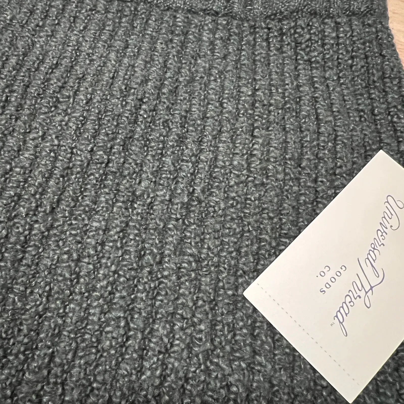 Universal Thread Women's Dark Green Mini Sweater Skirt - Size Large - NWT - Image 3