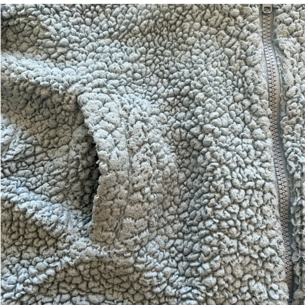 Urban Outfitters Cozy Blue Zip Up‎ Sherpa Jacket size M - Image 5