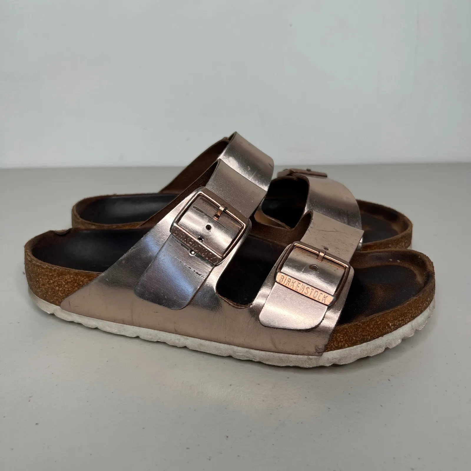 Birkenstock Arizona Rose Gold Leather Sandal 39 - Image 3
