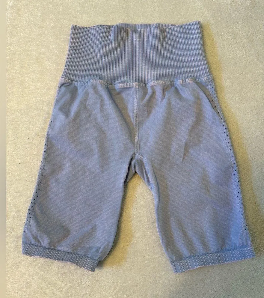 NWOT Free People Good Karma Running Shorts size XS/S - Image 2