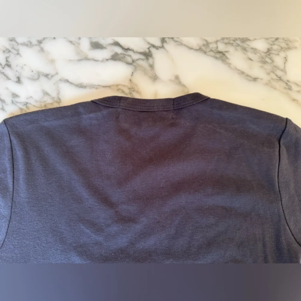 NWOT Vinyl Icons Die Young Stay Pretty Graphic T - Image 10