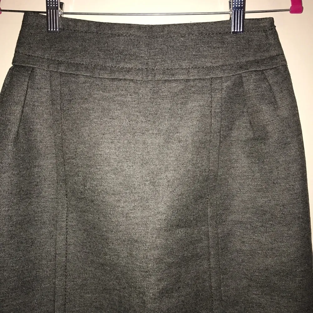 Philosophy di Alberta Ferretti Skirt Grey (Gray) Pencil Skirt Sz 6 EUC Designer Gray - Image 2