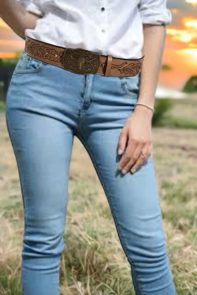 Western Bull Head Buckle Unisex Belt Vintage Embossed Brown PU Leather Belt Size M - Image 1