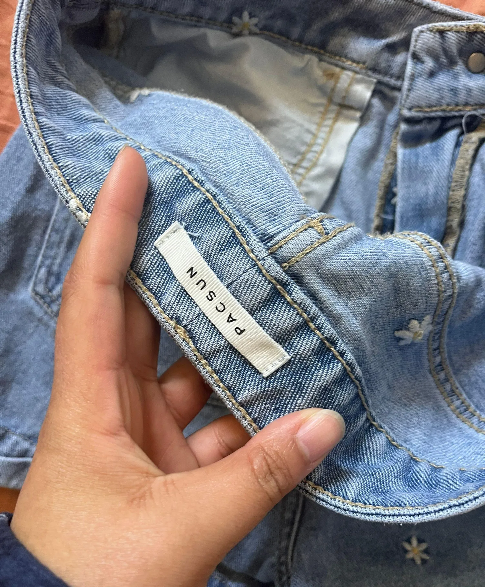 PacSun Daisy Embroidered Mom Shorts - Image 3