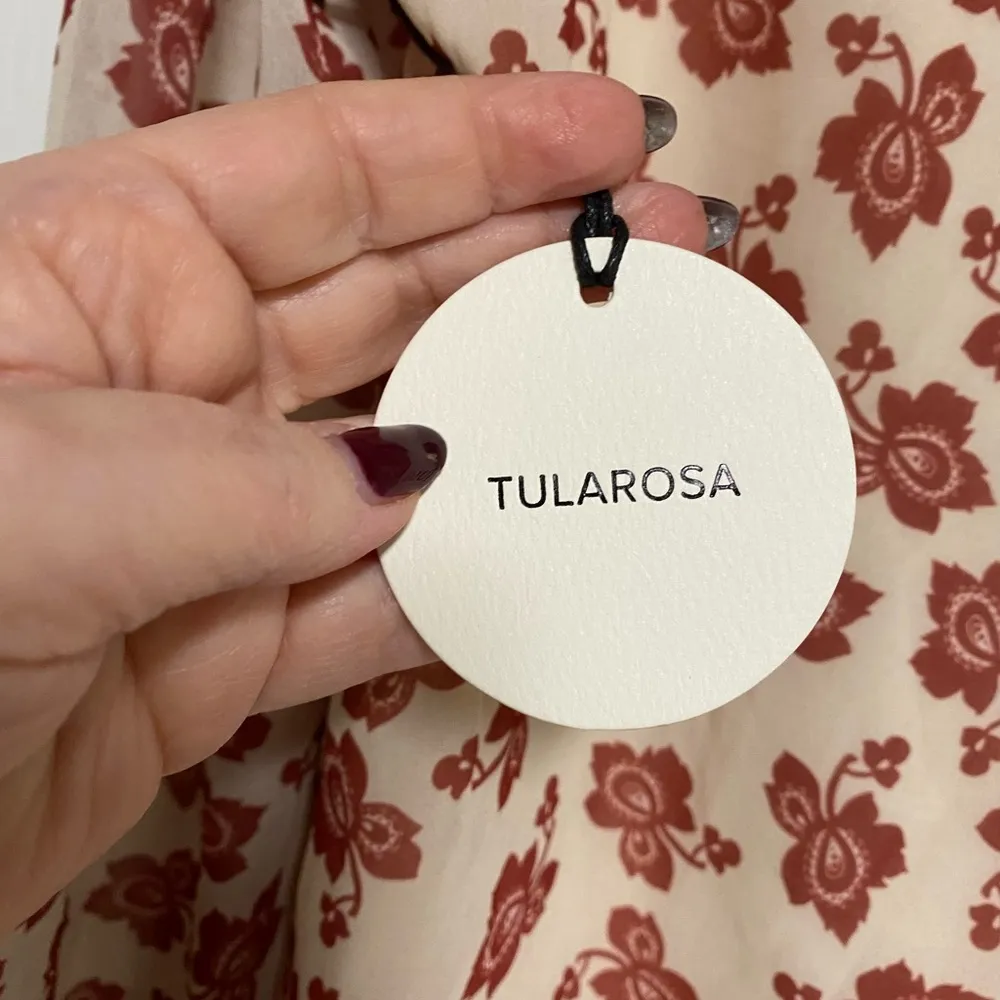 NWT TULAROSA Dress Size Small - Image 3