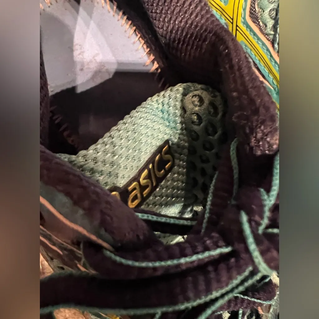 Asics Running Shoe Gel-Cumulus 16 Athletic  Womens 9.5 US Trainer Sneakers Sport - Image 6