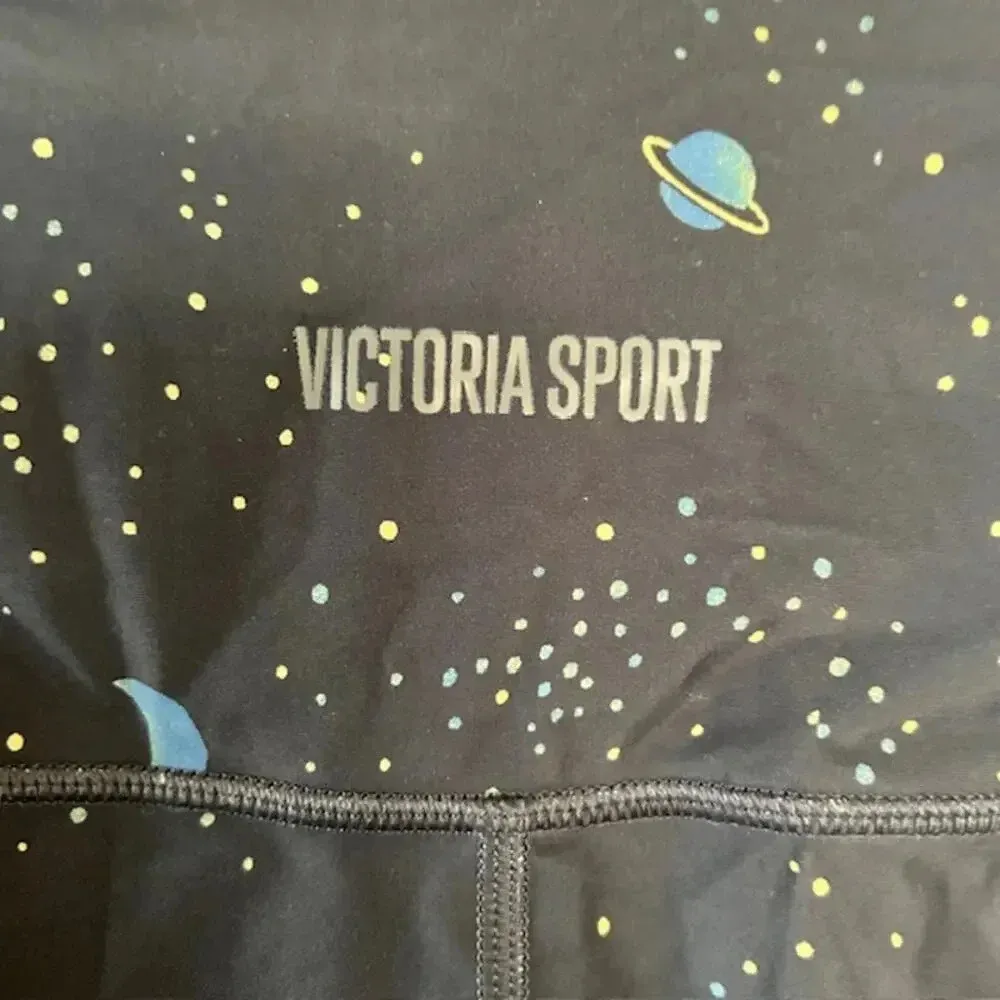 Taylor Swift-esque Victoria Sport VS Galaxy Workout Leggings, size Large68 - Image 4