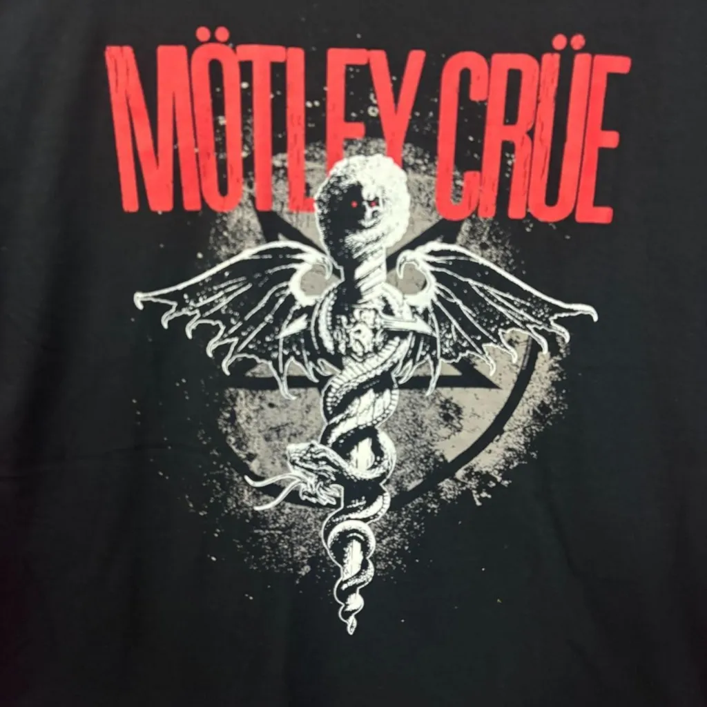 Motley Crue Dr. Feelgood Rock Tshirt size large - Image 2
