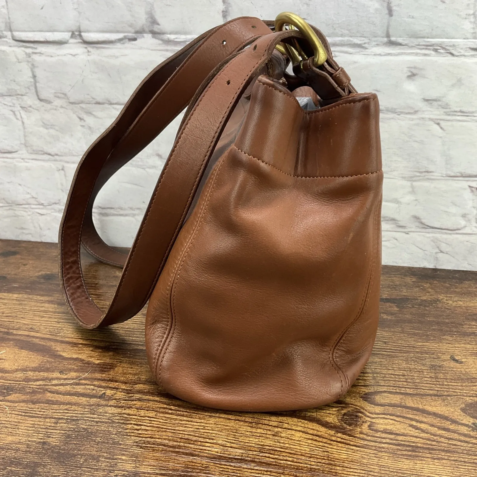 Vintage Coach Brown British Tan Leather Waverly Soho Buckle Shoulder Bag #4147 - Image 6