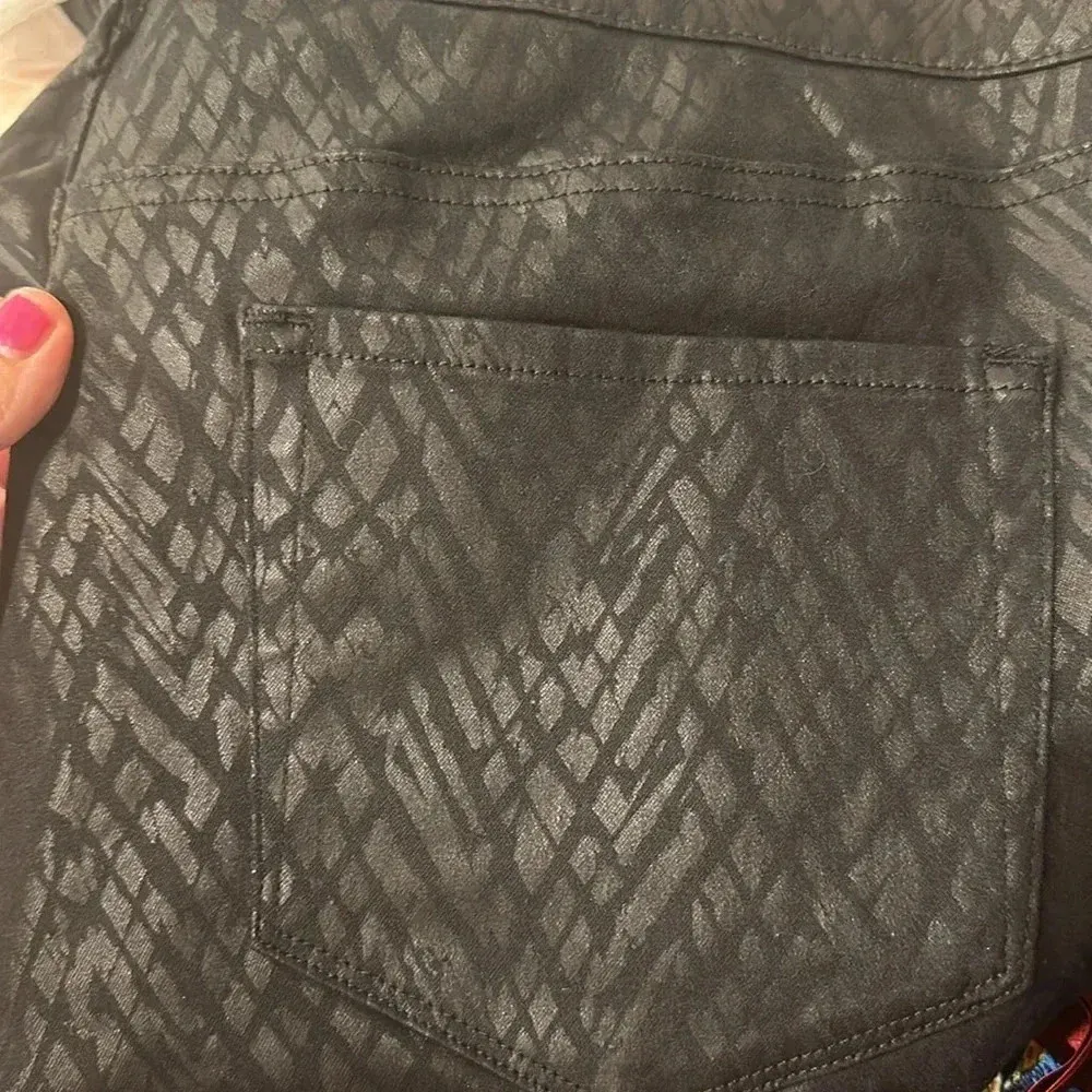 NYDJ Jeans Chevron Black Coated Geometric Print Alina Legging Slim Plus Sz 18W - Image 3