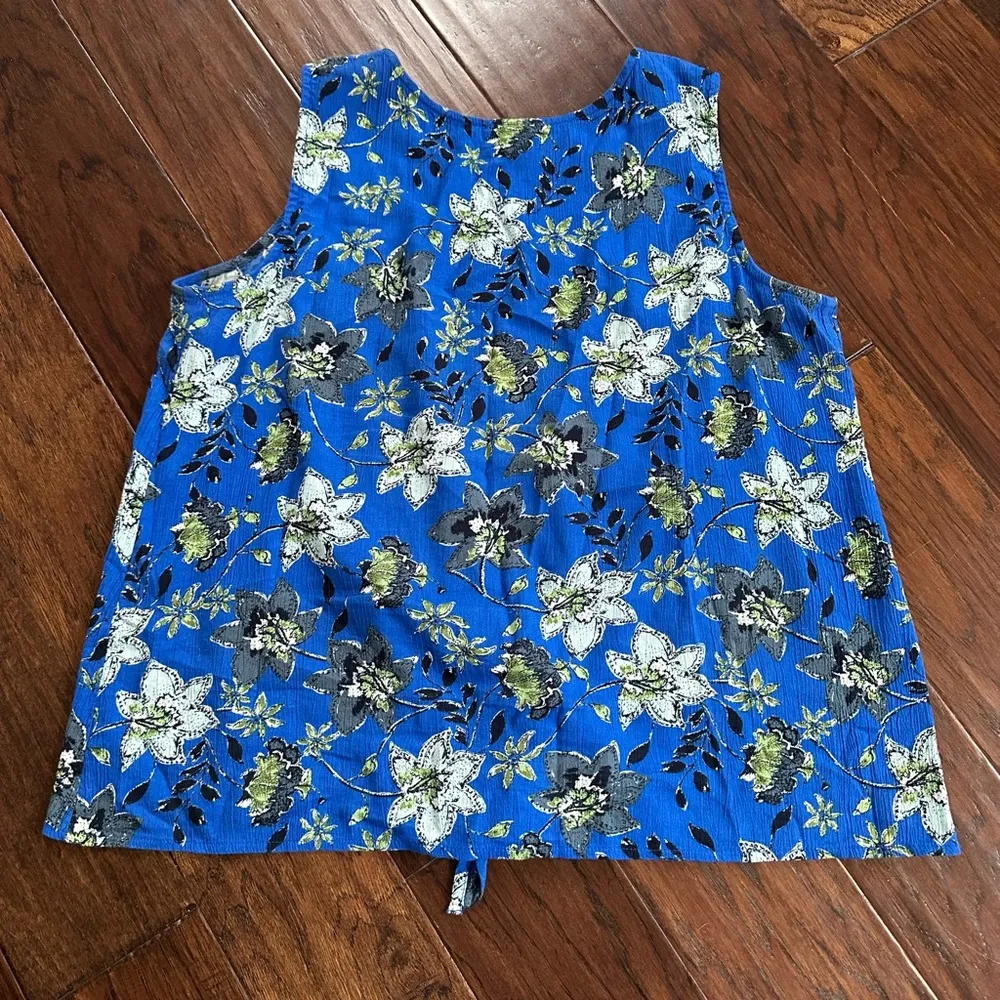 Style & Co Blue Floral Front Tie Tank Top - Image 2