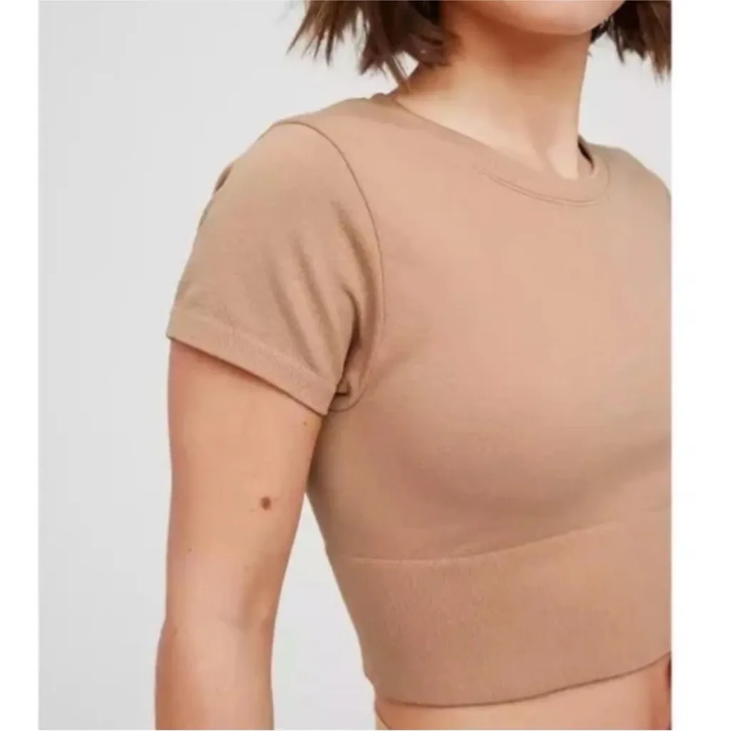 Aerie Offline Seamless Cropped Camel Workout Top Tan Short Sleeve Size XXL - Image 2