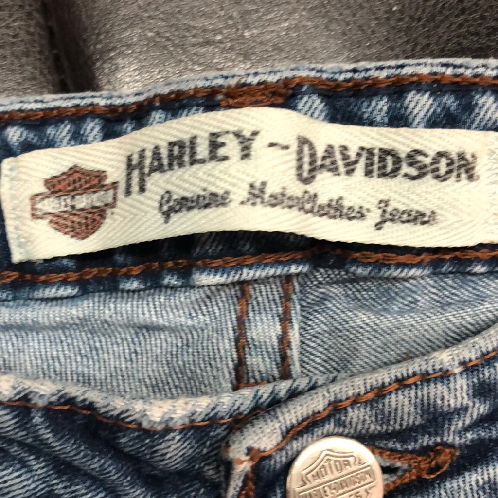 Harley Davidson size 6 women’s jeans - Image 3