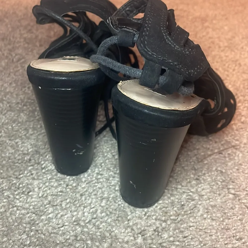 Jennifer Lopez Elegant Black Strappy cage heels Women's Sandals size 8.5 m 4 in - Image 7