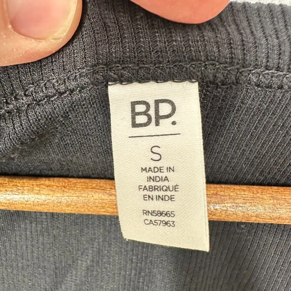 bp Nordstrom Women's‎ Black Scoop Neck Cropped Ribbed Casual Everyday Tee Shirt - Image 4