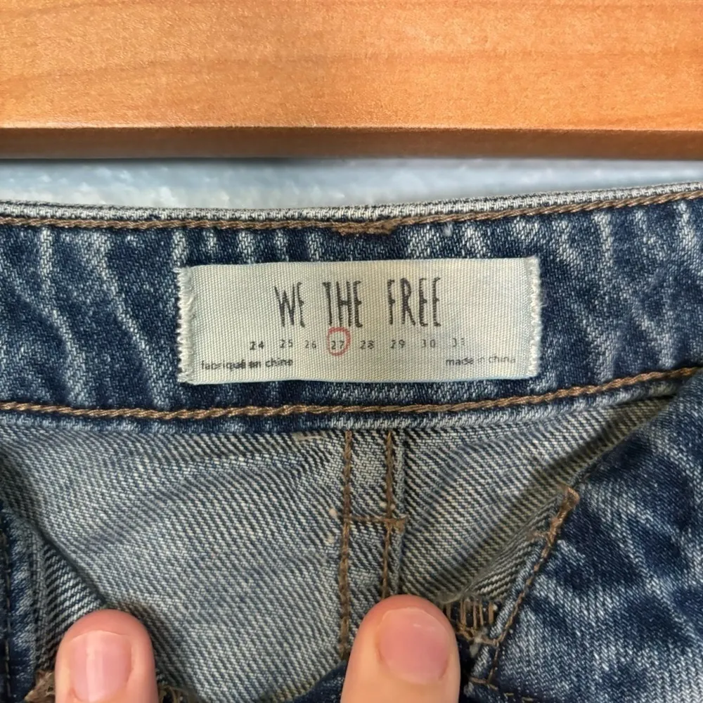 Free People We The Free Zip It Up Raw Hem Denim Mini Skirt Size‎ 27 - Image 3