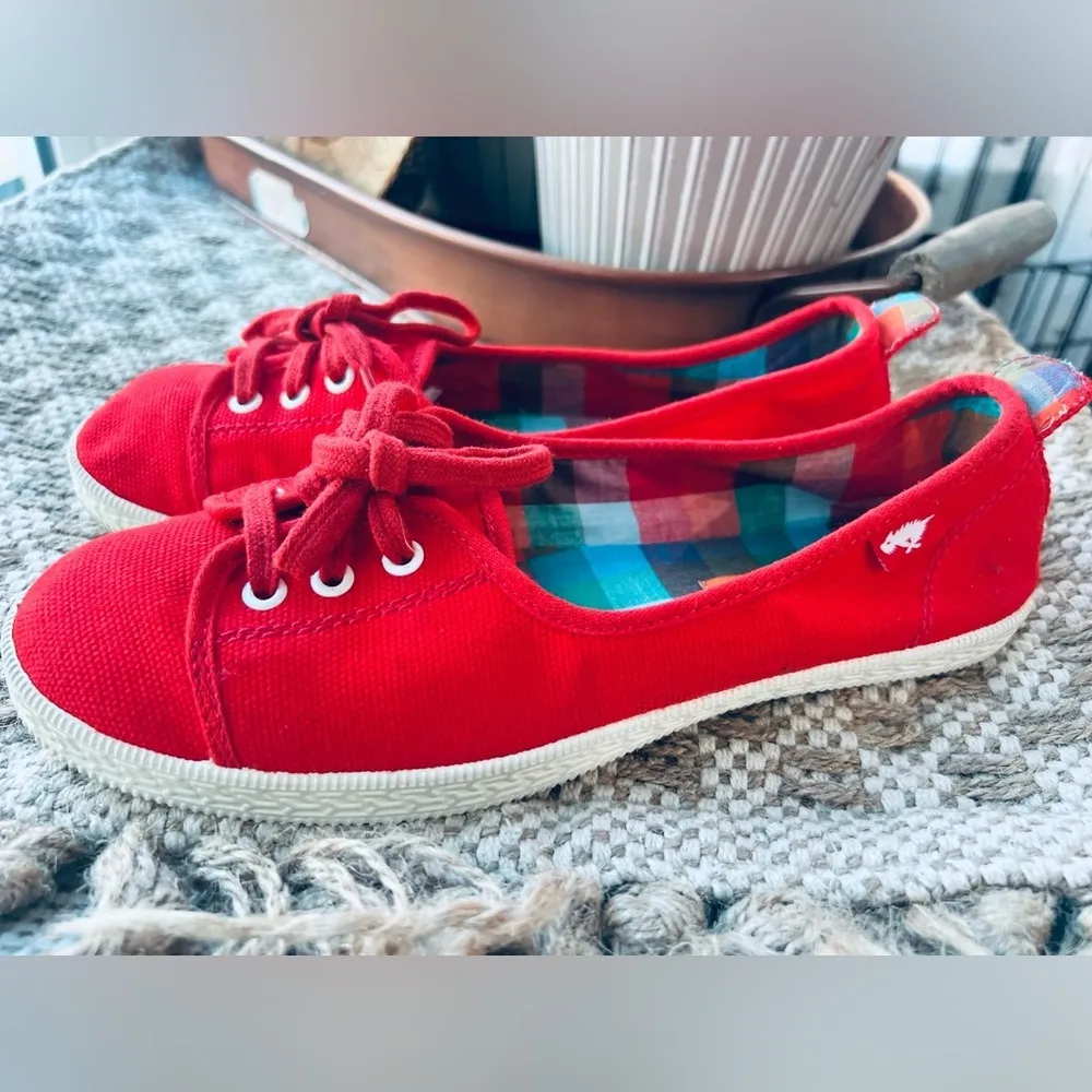ROCKET DOG WOMENS FLATS SHOES IN RED preloved but like new condition. In size 8 - Image 9