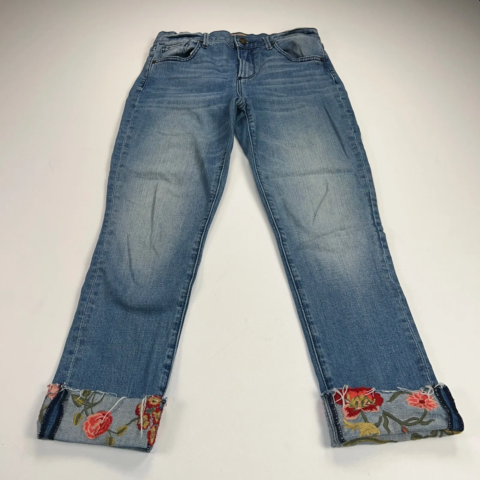 Driftwood Jackie Crop Embroidered Floral Cuffed Jeans Medium Wash Size 26 - Image 11