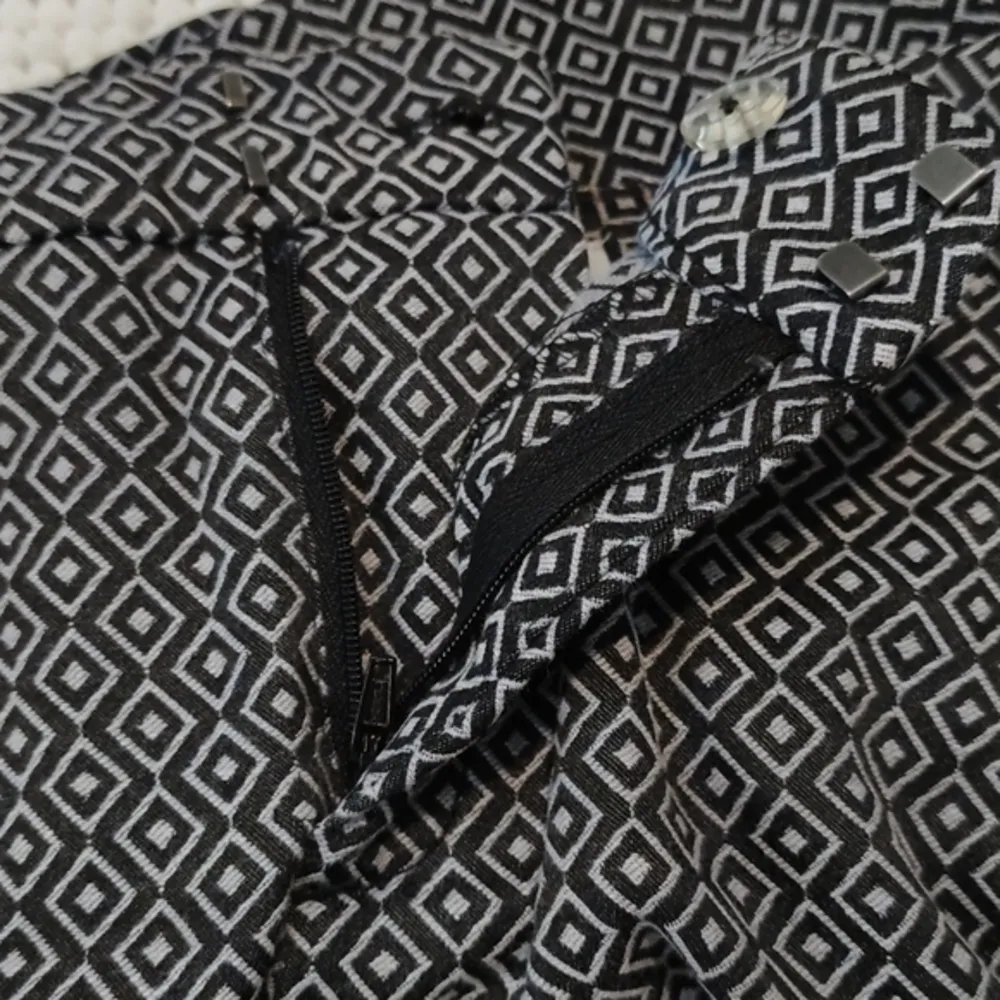 Woman's Old Navy The Diva Pants Size 12 #6662 - Image 4