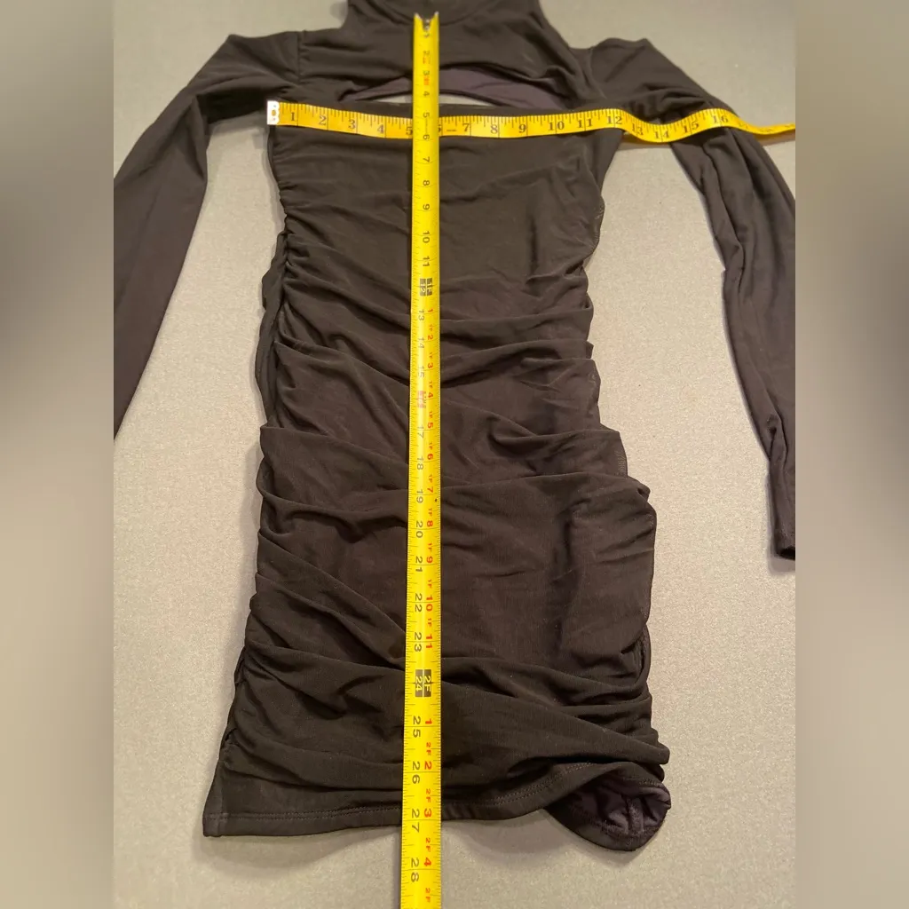 Oh Polly, Black, shirred cutout mini, long sleeves, choker neck, size‎ 4 - Image 7