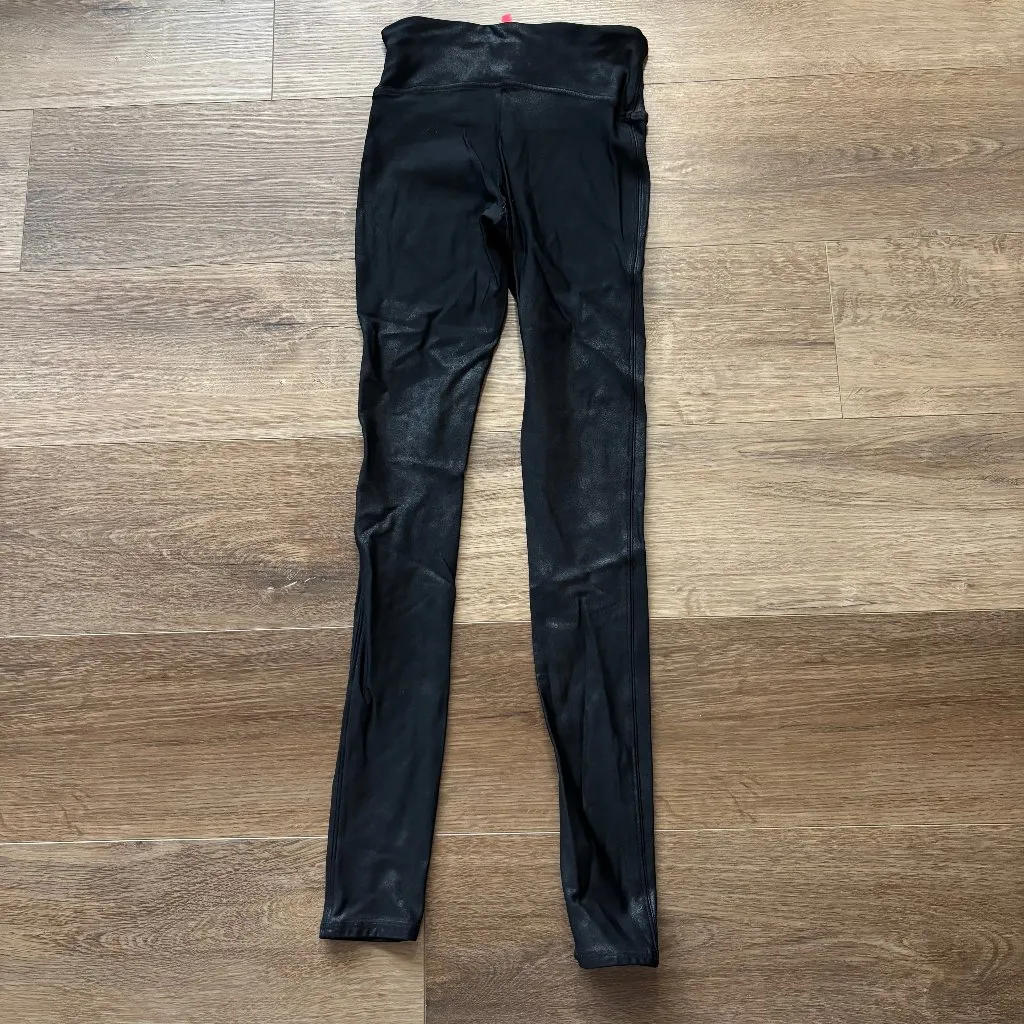 Spanx Shiny Black Leggings - Size XS - Image 5