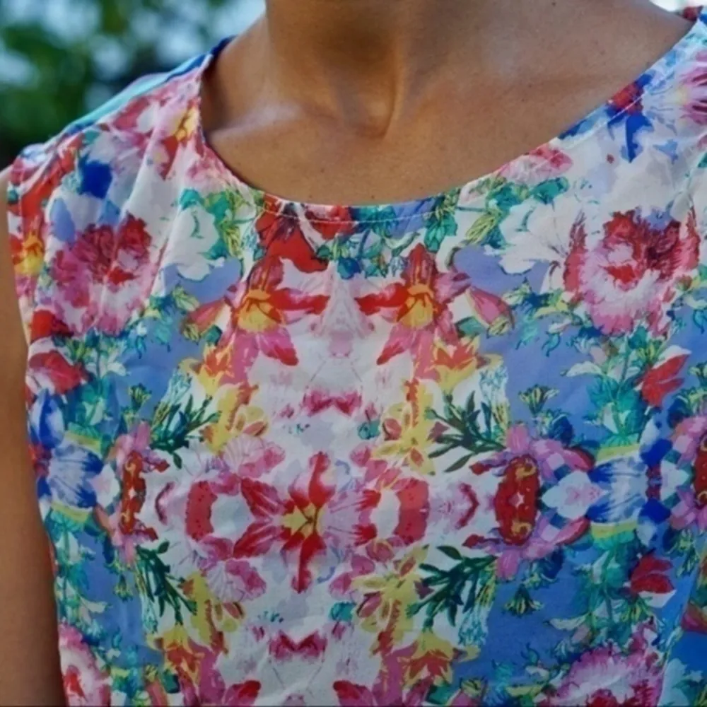 Colorful Sleeveless Chiffon Floral Print‎ Blouse - Image 5
