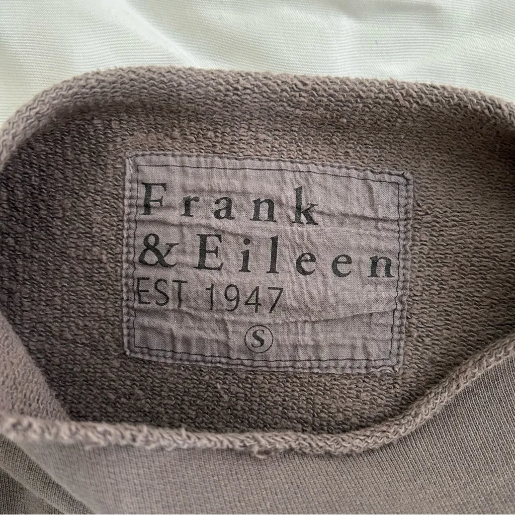 Frank & Eileen Effie Long-Sleeve Funnel Neck Capelet Triple Fleece brown small - Image 10