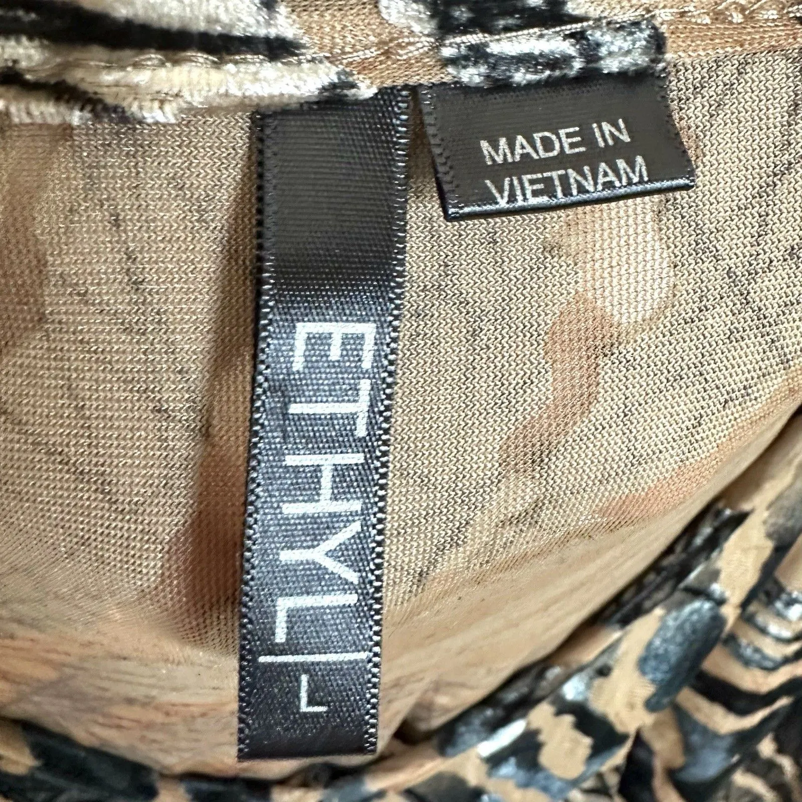 Ethyl Tunic Women’s Lg Velvet Burnout Semi Sheer Animal Print Popover - Image 2