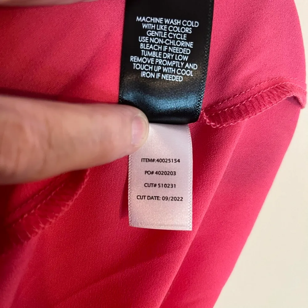 Torrid Size 3 Polyester Pink Sleeveless Blouse Tank - Image 5