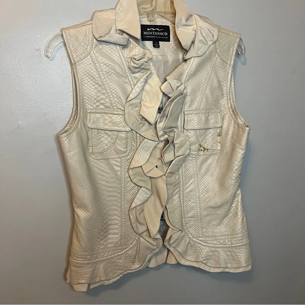 Montanaco Cream Ruffled Vest - Image 3