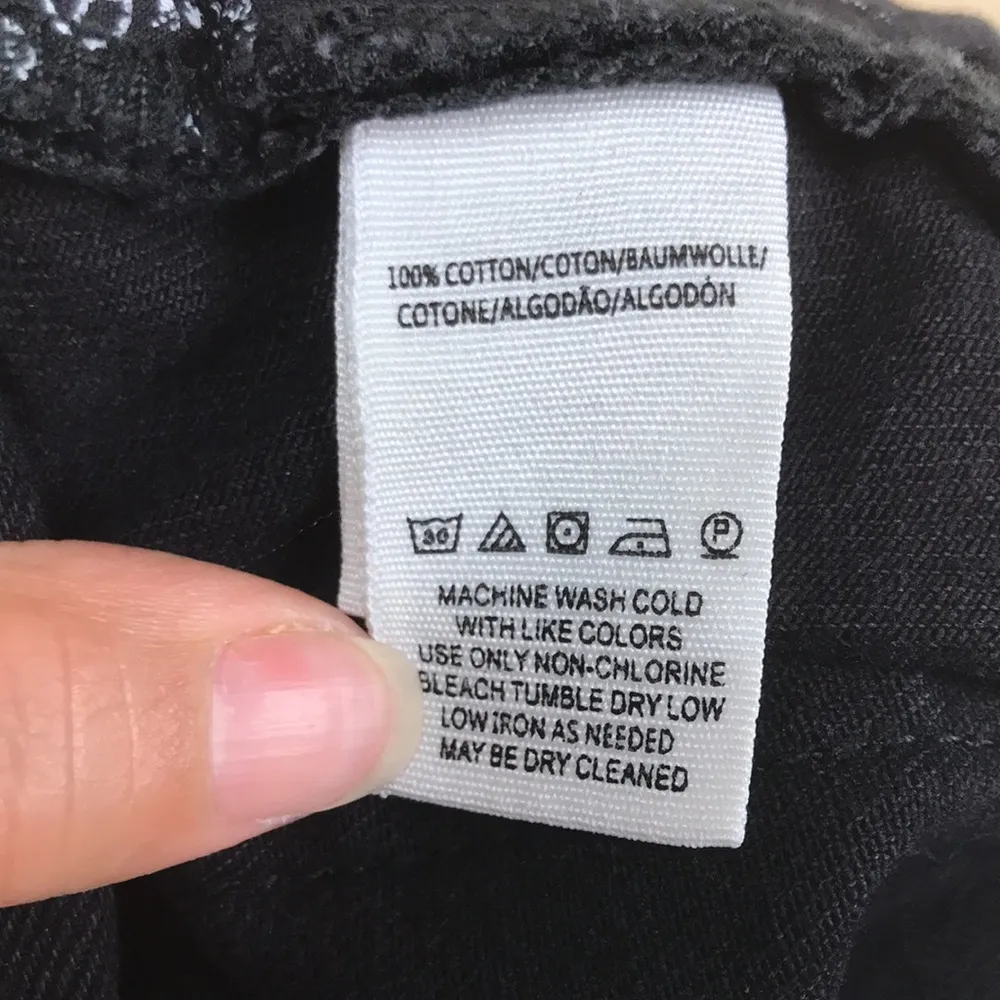 NWT We the Free Women’s Distressed Raw Hem Button-Up True Black Denim Shorts - Image 14